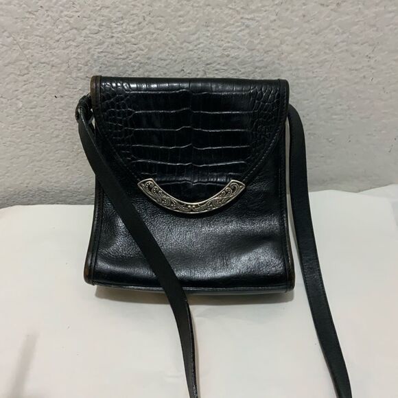Vintage BRIGHTON  Black Croc Embossed Leather Bucket Flap Crossbody Bag - Picture 5 of 16
